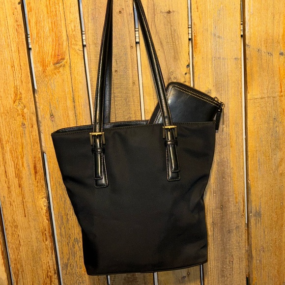 Coach Vintage Black Twill Bag with Leather Trim and Wallet - Picture 5 of 11